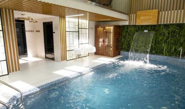 PANinter Hotel&Mineral Spa /  4*  -   . 